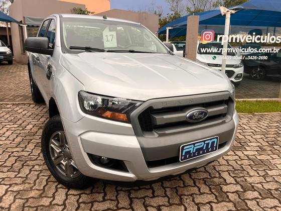 FORD RANGER 2.2 XLS 4X4 CD 16V DIESEL 4P AUTOMÁTICO